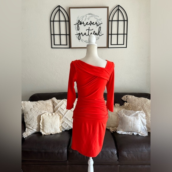 DVF Bentley Three-Quarter Sleeve Ruched Dress In Red Size S Designer Classic - Picture 4 of 14